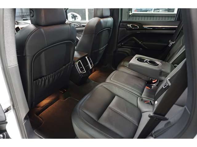 Porsche CAYENNE 2015-06 195009-7