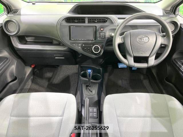 Toyota AQUA 2019-10 314093-1