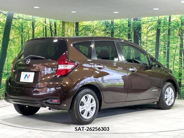 Nissan NOTE 2017-04 340596-17