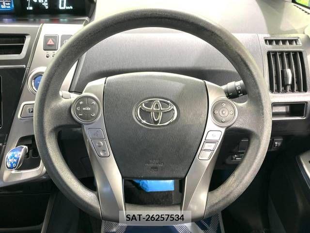 Toyota PRIUS ALPHA 2015-09 282441-8