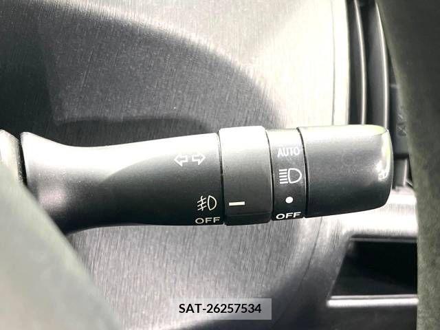 Toyota PRIUS ALPHA 2015-09 282441-6