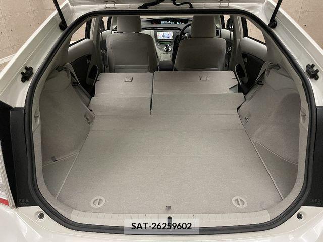 Toyota PRIUS 2011-06 228333-8