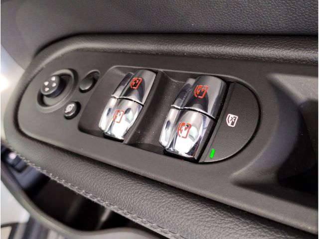Bmw MINI 2020-11 182566-24