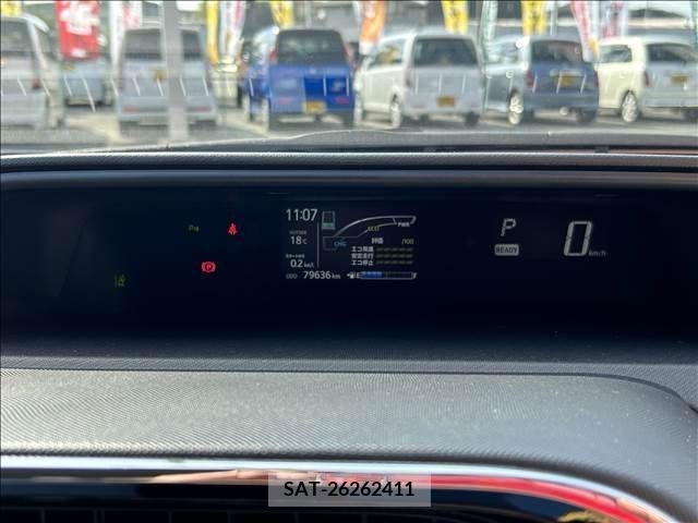 Toyota AQUA 2018-04 292622-18