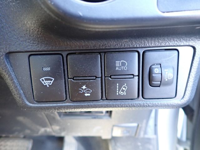Toyota COROLLA FIELDER 2018-11 190790-9