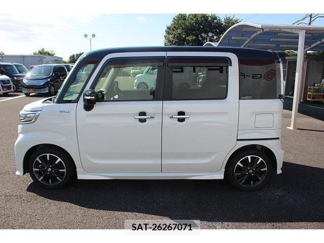 Suzuki SPACIA 2018-03 352422-8