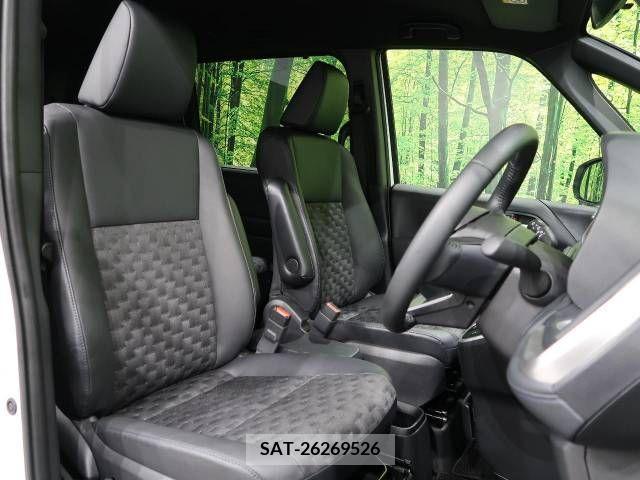 Toyota VOXY 2023-09 336320-8