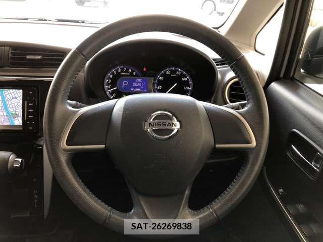 Nissan DAYZ 2017-10 323408-17