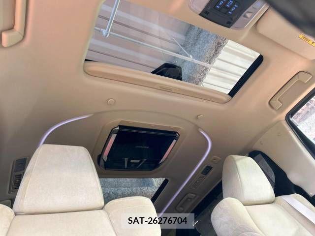 Toyota ALPHARD 2016-10 213478-2