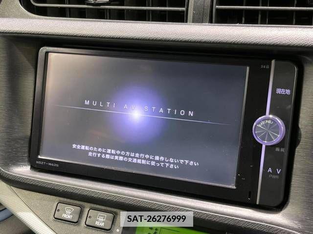 Toyota AQUA 2014-06 386571-3