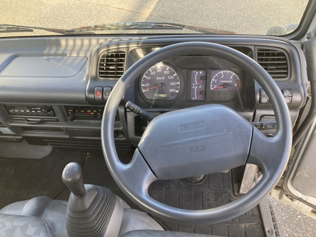 Isuzu ELF TRUCK 2004-12 15736-9