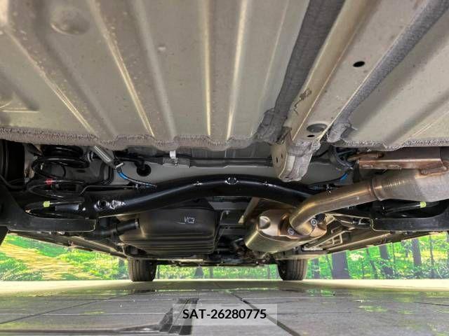 Toyota VOXY 2023-08 313588-19