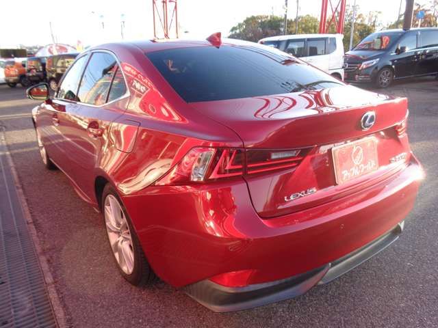 Lexus IS 2013-10 184455-5