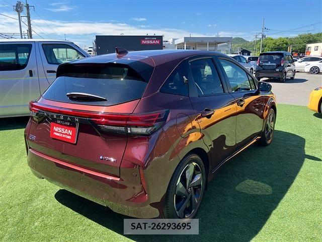 Nissan AURA 2023-11 377487-24