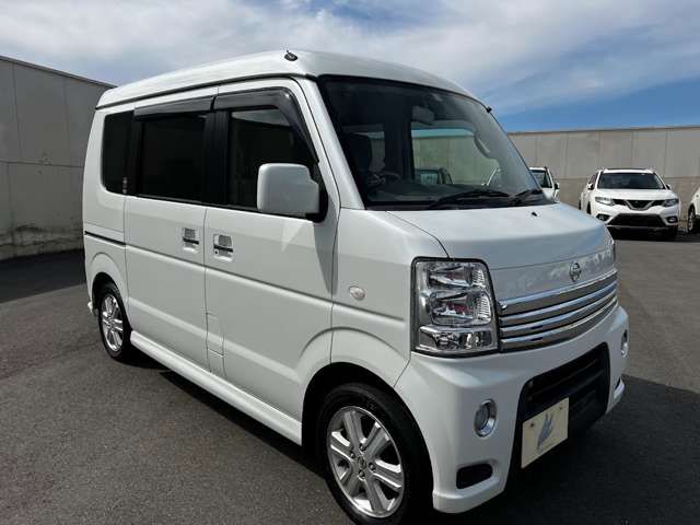 Nissan CLIPPER RIO 2015-07 20303-4