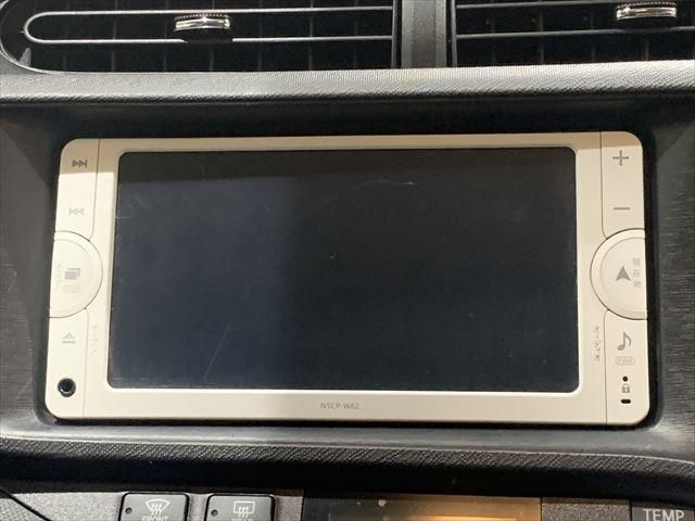 Toyota AQUA 2013-10 183864-25