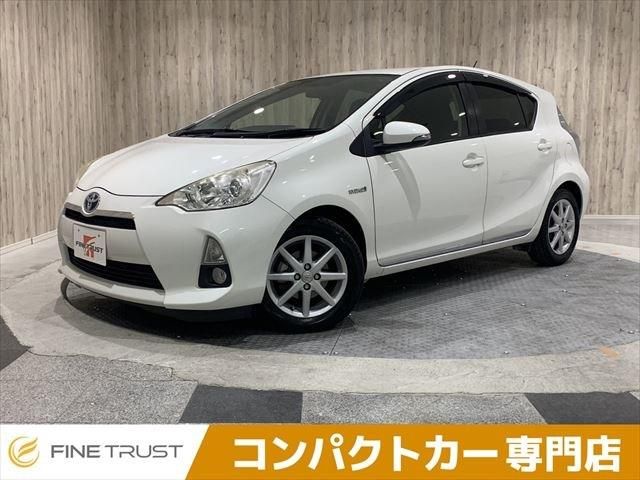 Toyota AQUA 2013-10 183864-0