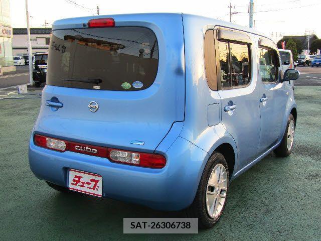 Nissan CUBE 2013-06 208487-2