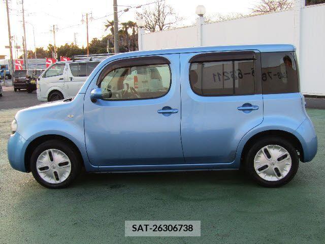 Nissan CUBE 2013-06 208487-21