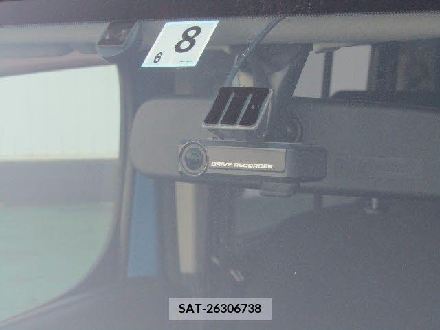 Nissan CUBE 2013-06 208487-17