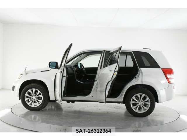 Suzuki ESCUDO 2012-12 218369-5