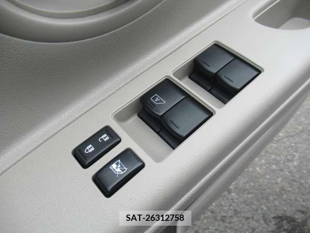 Nissan MARCH 2011-09 276265-13