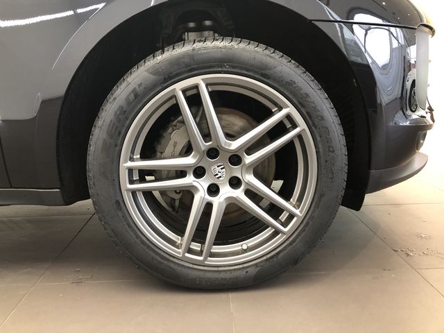 Porsche MACAN 2020-04 180701-18