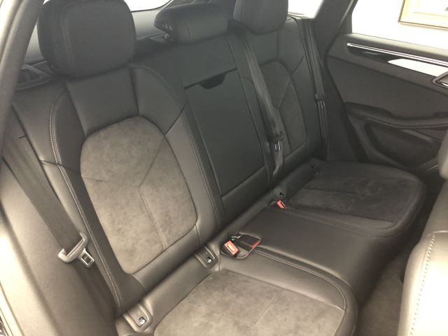 Porsche MACAN 2020-04 180701-12
