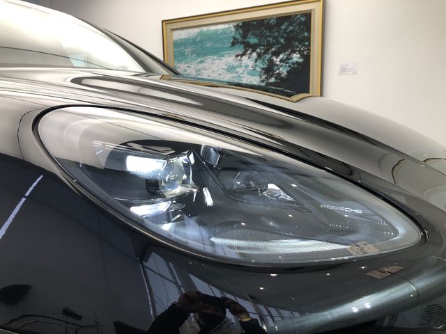 Porsche MACAN 2020-04 180701-8