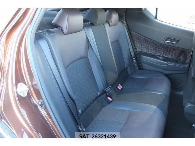 Toyota C-HR 2017-01 210054-13