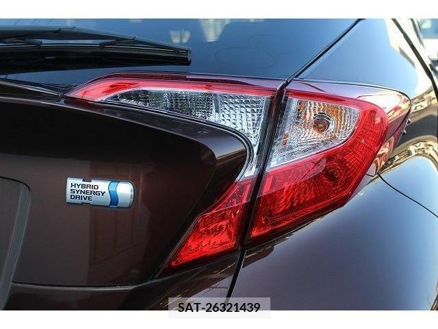 Toyota C-HR 2017-01 210054-10