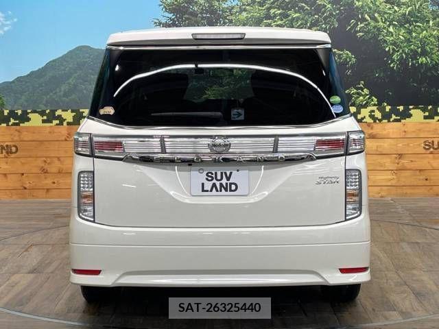 Nissan ELGRAND 2018-06 316301-15