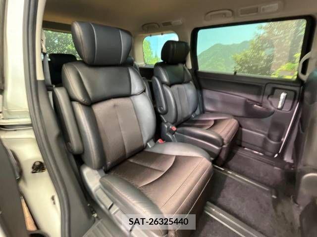 Nissan ELGRAND 2018-06 316301-9