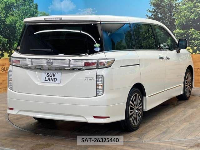 Nissan ELGRAND 2018-06 316301-17