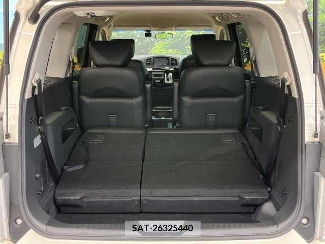 Nissan ELGRAND 2018-06 316301-11