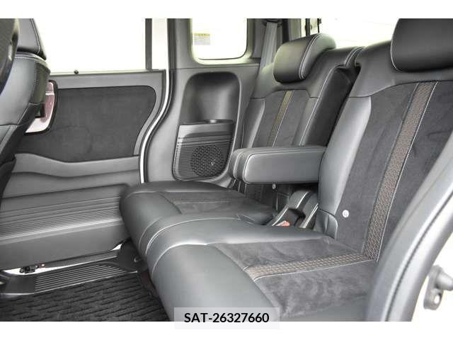 Honda N BOX CUSTOM 2018-10 307194-14