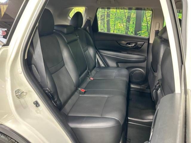 Nissan X-TRAIL 2018-10 19806-9