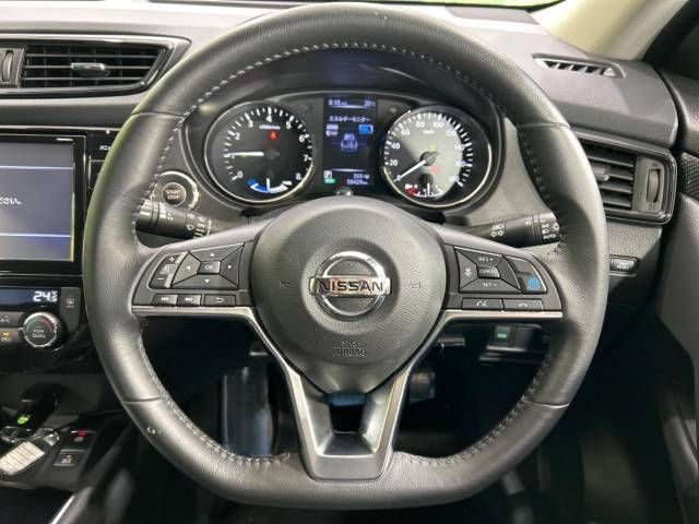 Nissan X-TRAIL 2018-10 19806-11