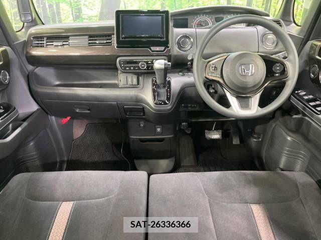 Honda N BOX CUSTOM 2018-03 350865-1