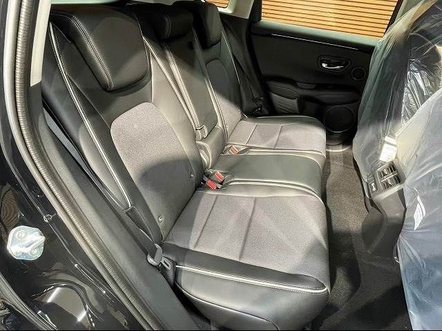 Honda ZR-V 2023-06 16518-8