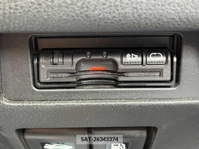 Nissan JUKE 2013-08 336087-23