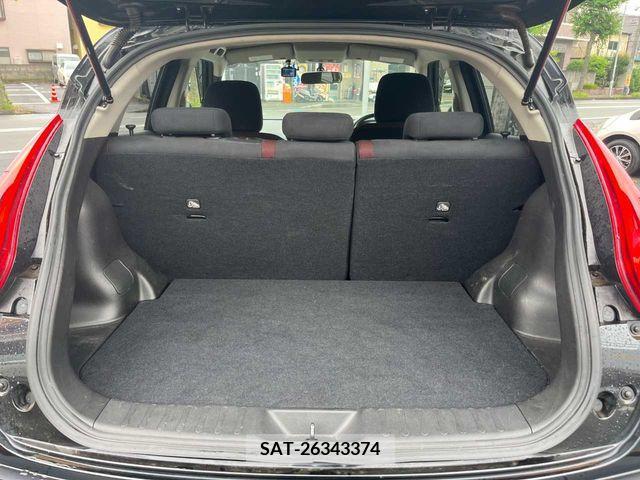 Nissan JUKE 2013-08 336087-15