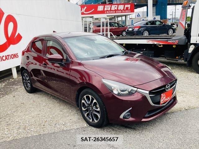 Mazda DEMIO 2017-09 296662-2