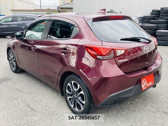 Mazda DEMIO 2017-09 296662-6