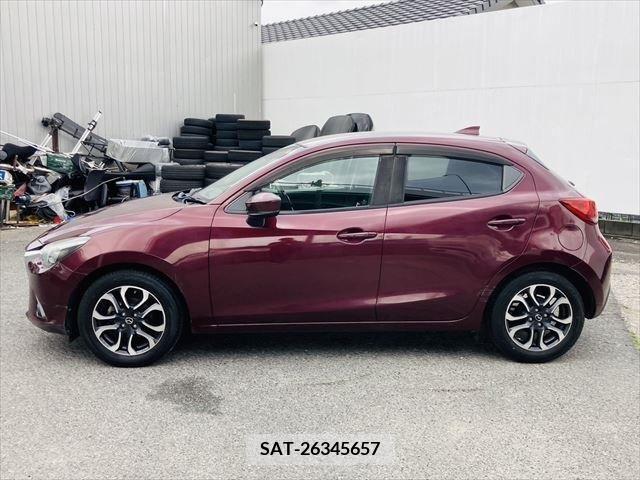 Mazda DEMIO 2017-09 296662-7