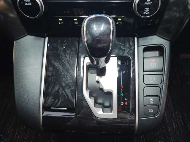 Toyota ALPHARD 2020-06 190899-17