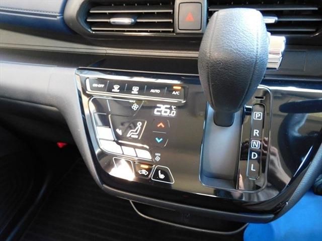 Mitsubishi EK X 2019-05 17399-21