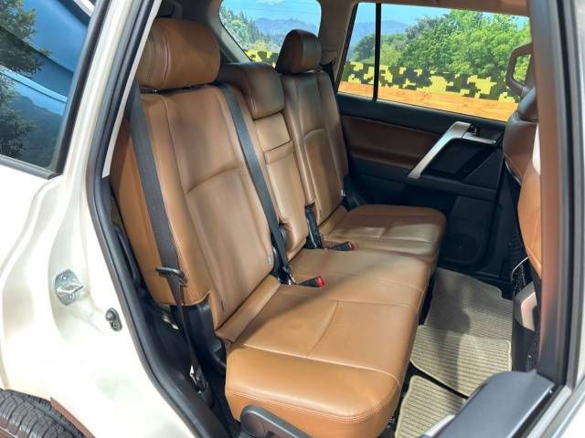 Toyota PRADO 2021-08 26362-8