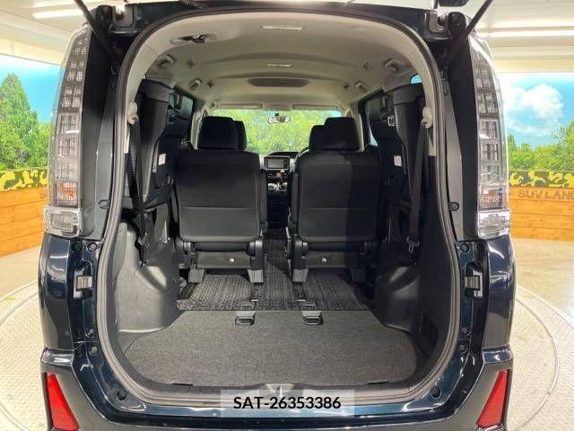 Toyota VOXY 2014-04 321397-10