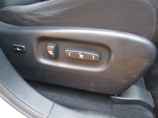 Lexus RX 2011-10 6067-7